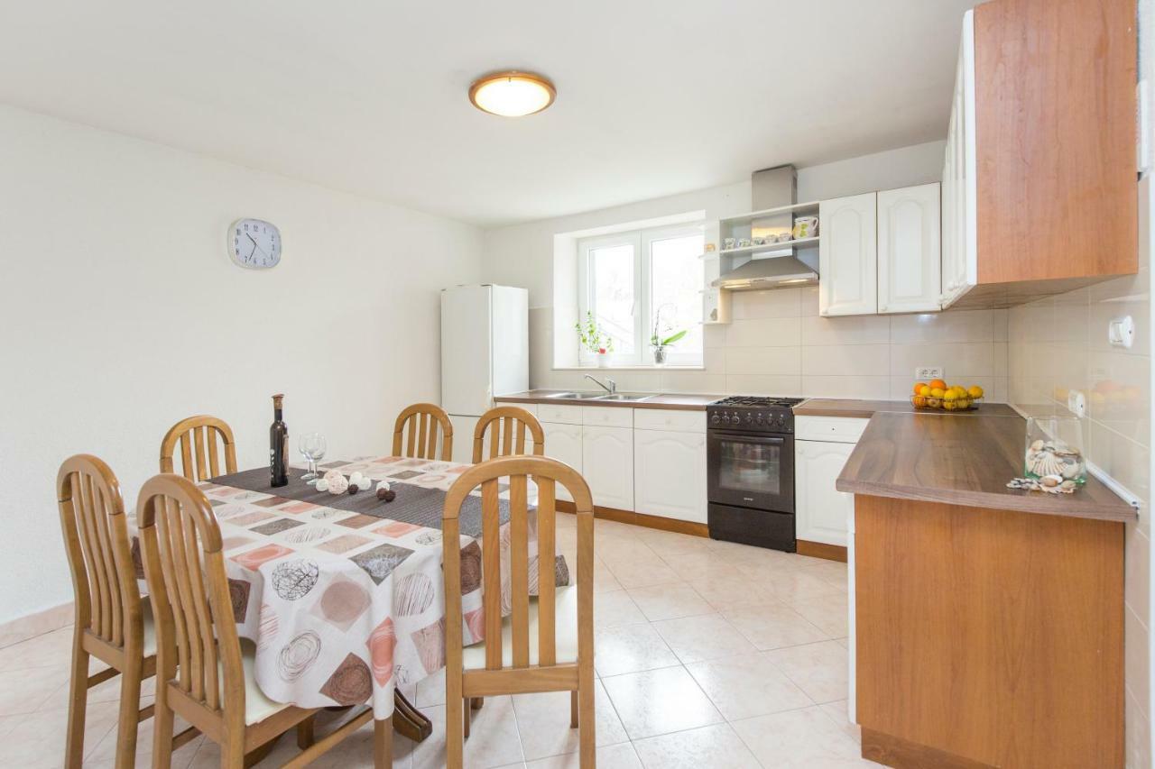 Basanni Apartman Labin  Kültér fotó